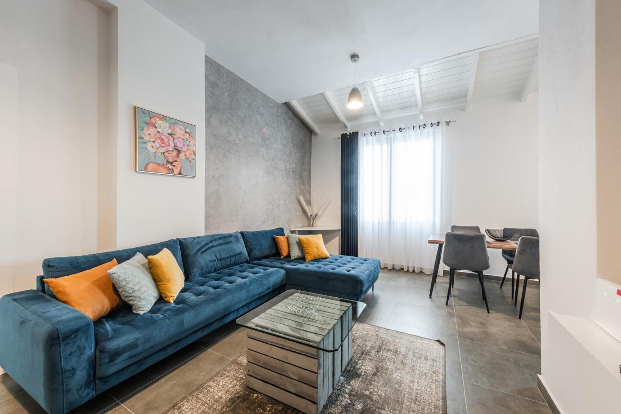 Royal Hill Apartments By Ps ดูร์เรส ภายนอก รูปภาพ